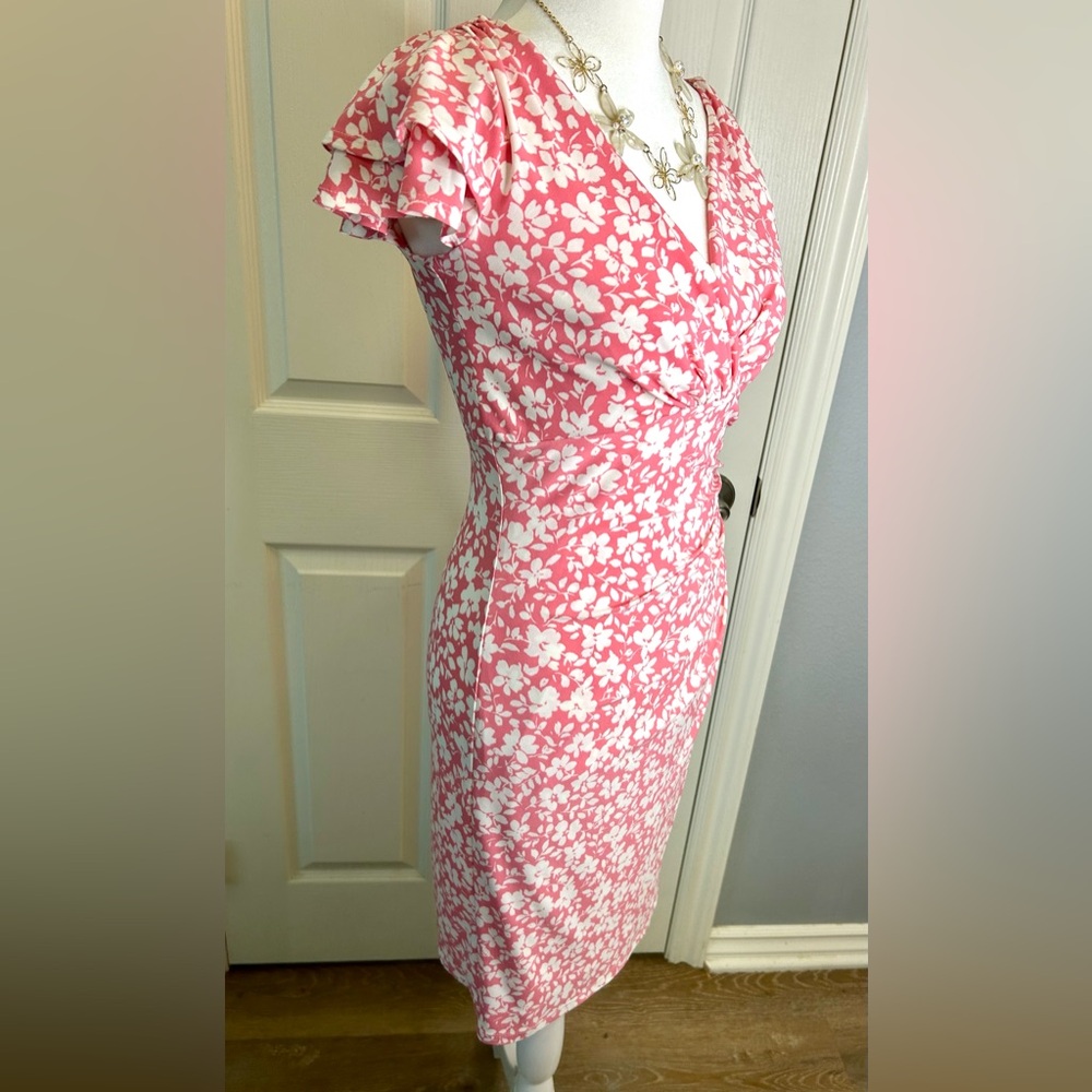 🌸”Lauren Ralph Lauren” Pink/White Floral Flutter Sleeve V-Neck BodyconMidi Dress - Picture 7 of 12